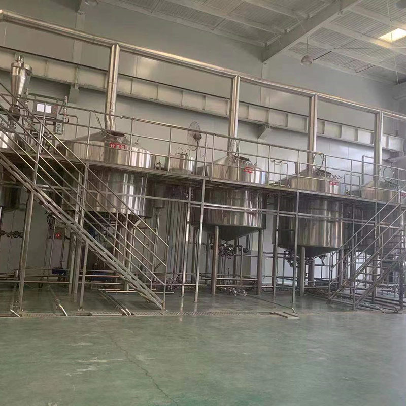 长子精酿啤酒设备厂—平面布置、设备设计、制造、调试、培训等一条龙服务_COPY